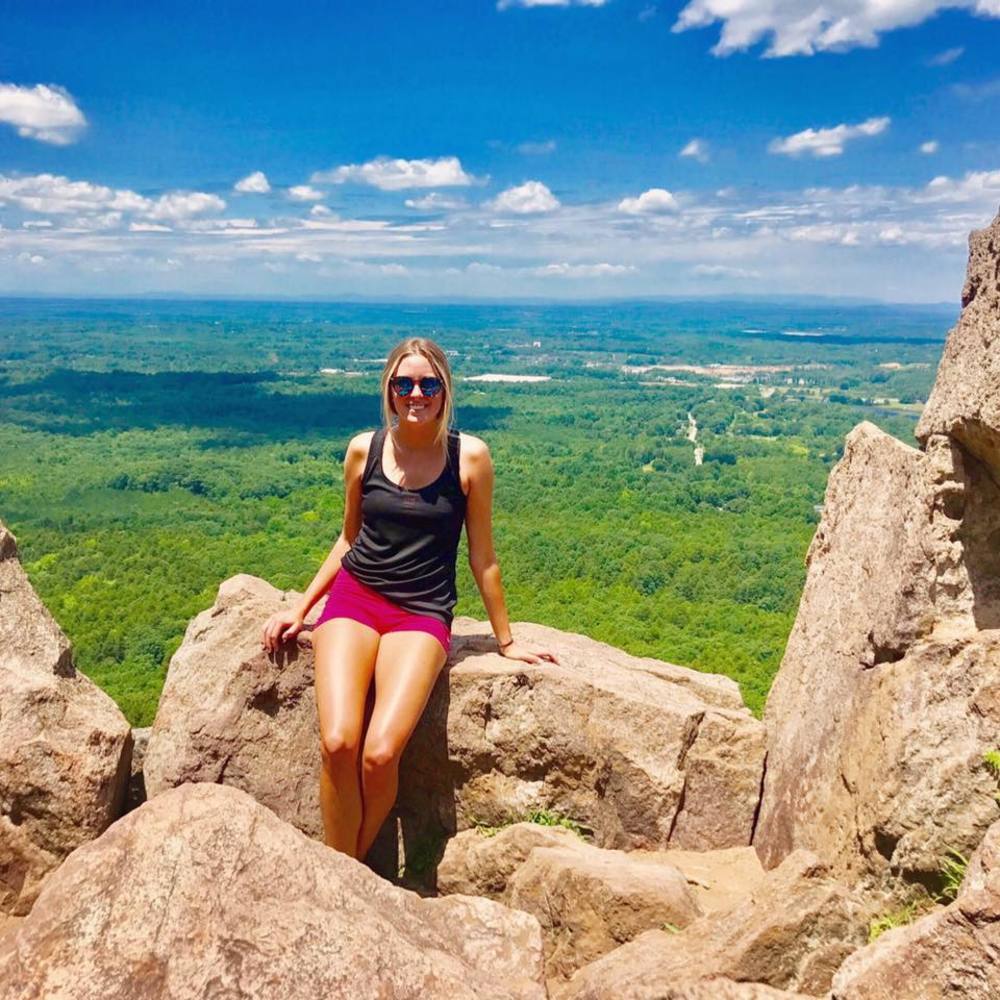 Meet your Posher, Nicole